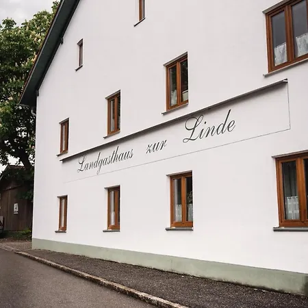 Landgasthaus Zur Linde بيت ريفي *