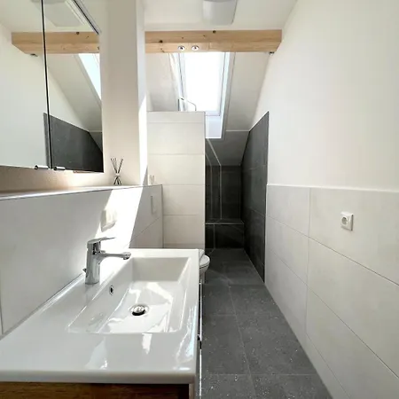 Landgasthaus Zur Linde Mini-hôtel *